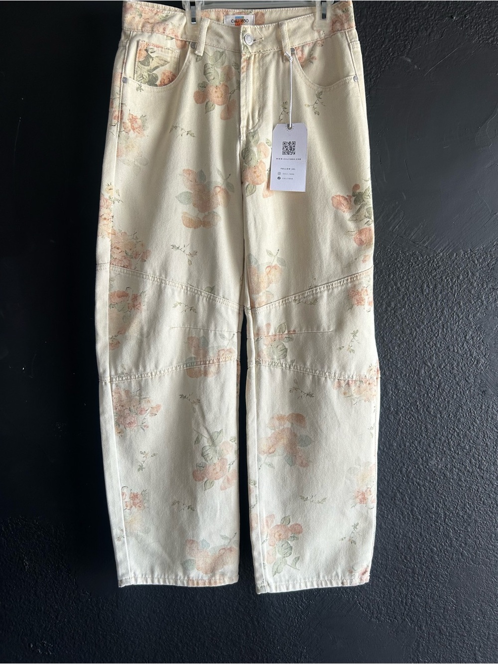 Women's Cream Floral Straight-Leg Pants